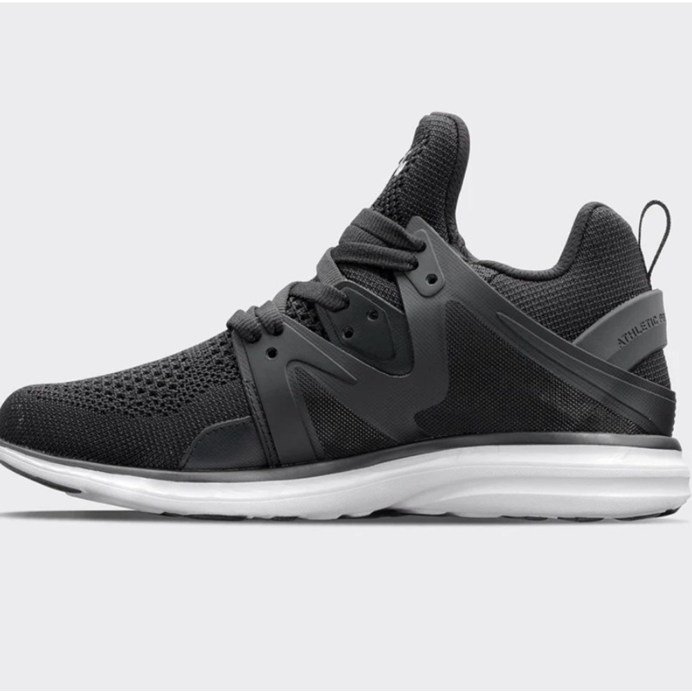 APL Ascend women’s workout shoes - black